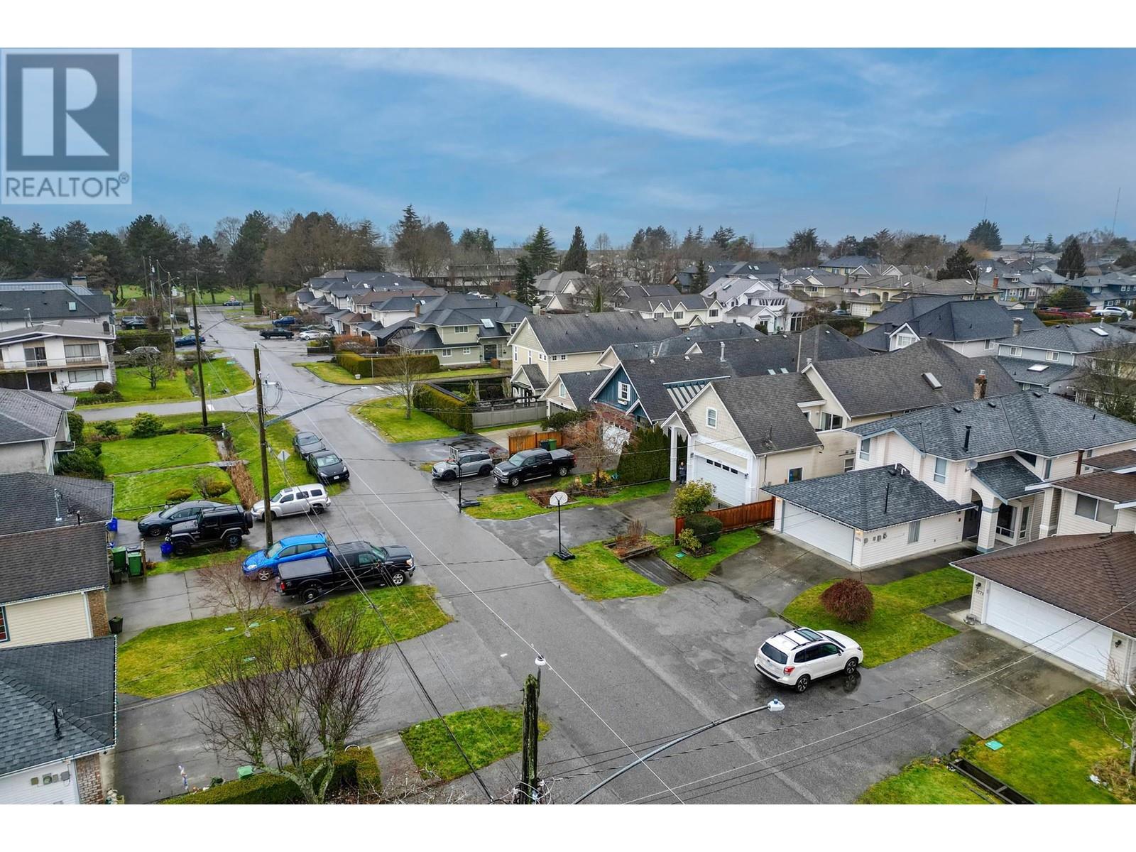 Listing Picture 39 of 40 : 3253 GEORGIA STREET, Richmond / 烈治文 - 魯藝地產 Yvonne Lu Group - MLS Medallion Club Member