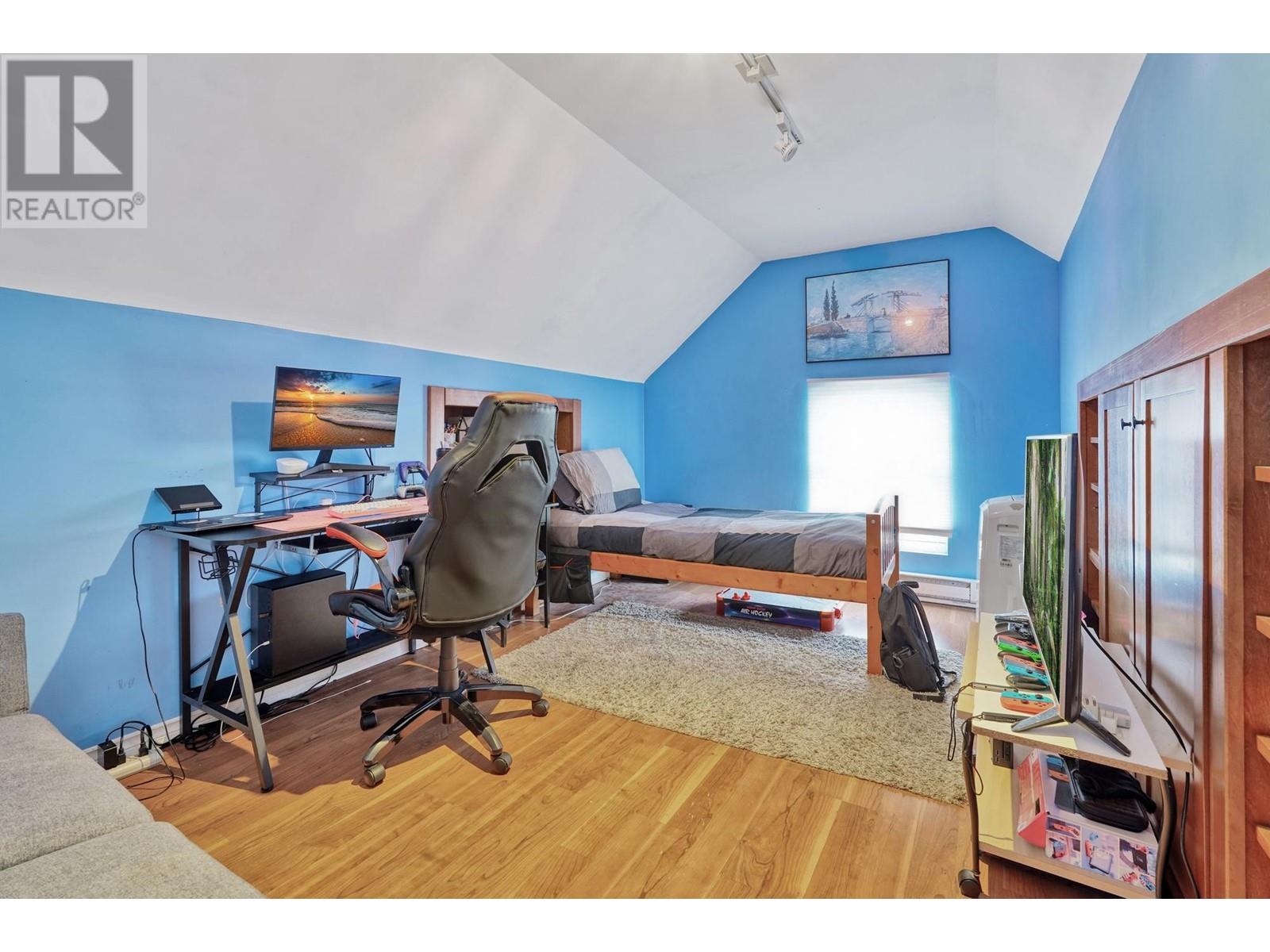 Listing Picture 21 of 40 : 3253 GEORGIA STREET, Richmond / 烈治文 - 魯藝地產 Yvonne Lu Group - MLS Medallion Club Member