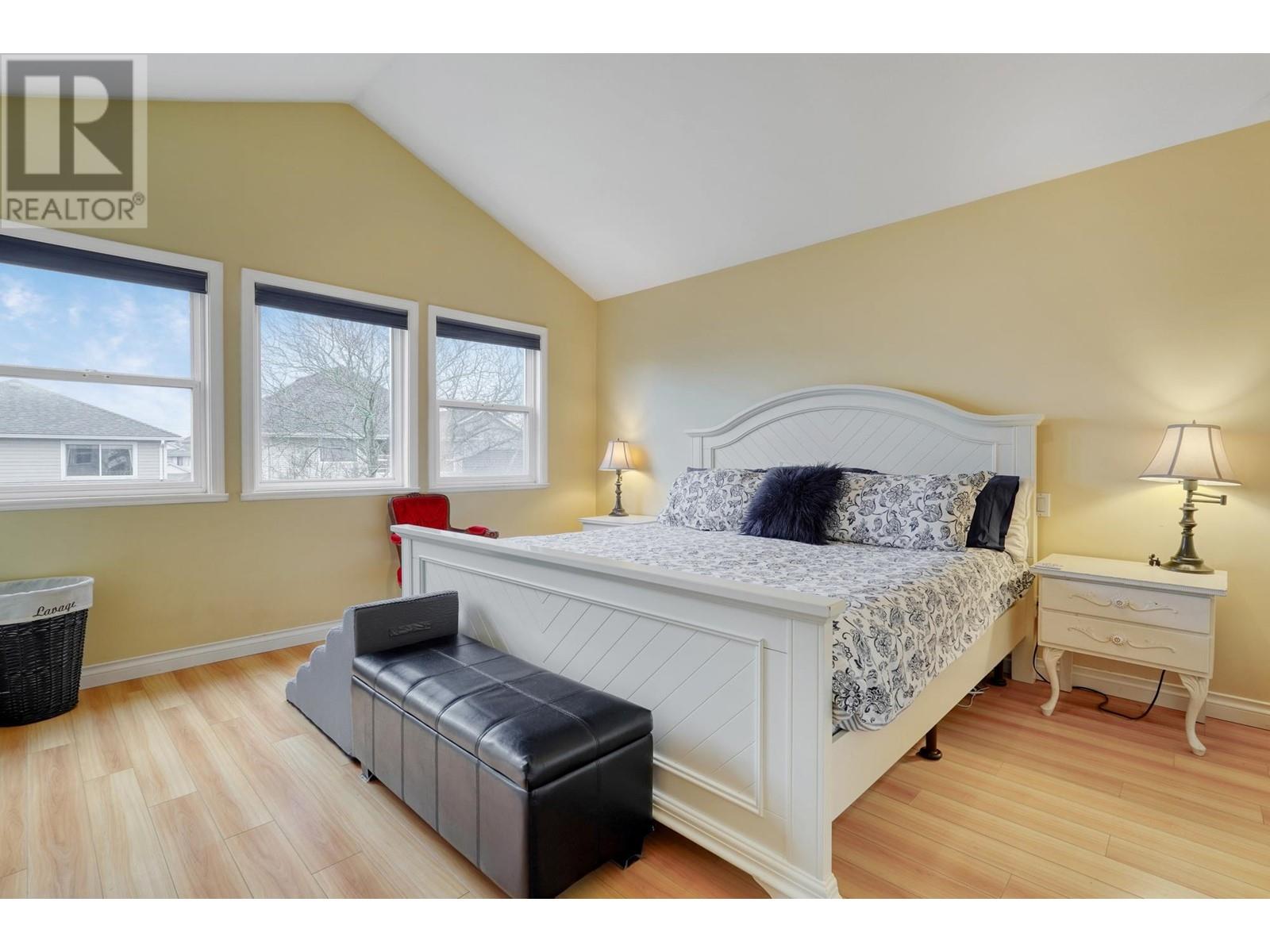 Listing Picture 12 of 40 : 3253 GEORGIA STREET, Richmond / 烈治文 - 魯藝地產 Yvonne Lu Group - MLS Medallion Club Member