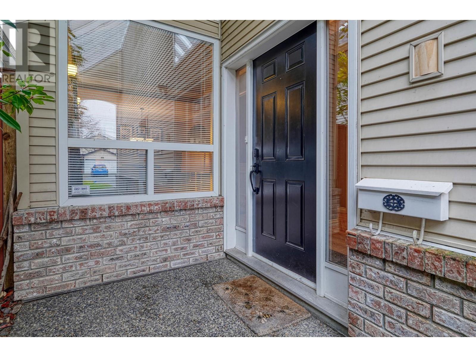 Listing Picture 34 of 40 : 3253 GEORGIA STREET, Richmond / 烈治文 - 魯藝地產 Yvonne Lu Group - MLS Medallion Club Member