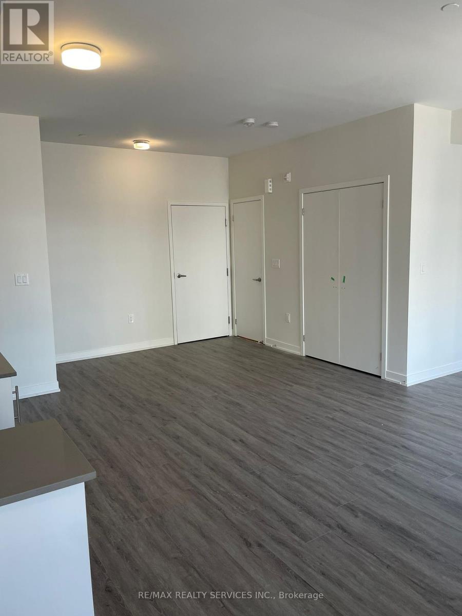 Property at 24 - 3409 RIDGEWAY DRIVE image 3