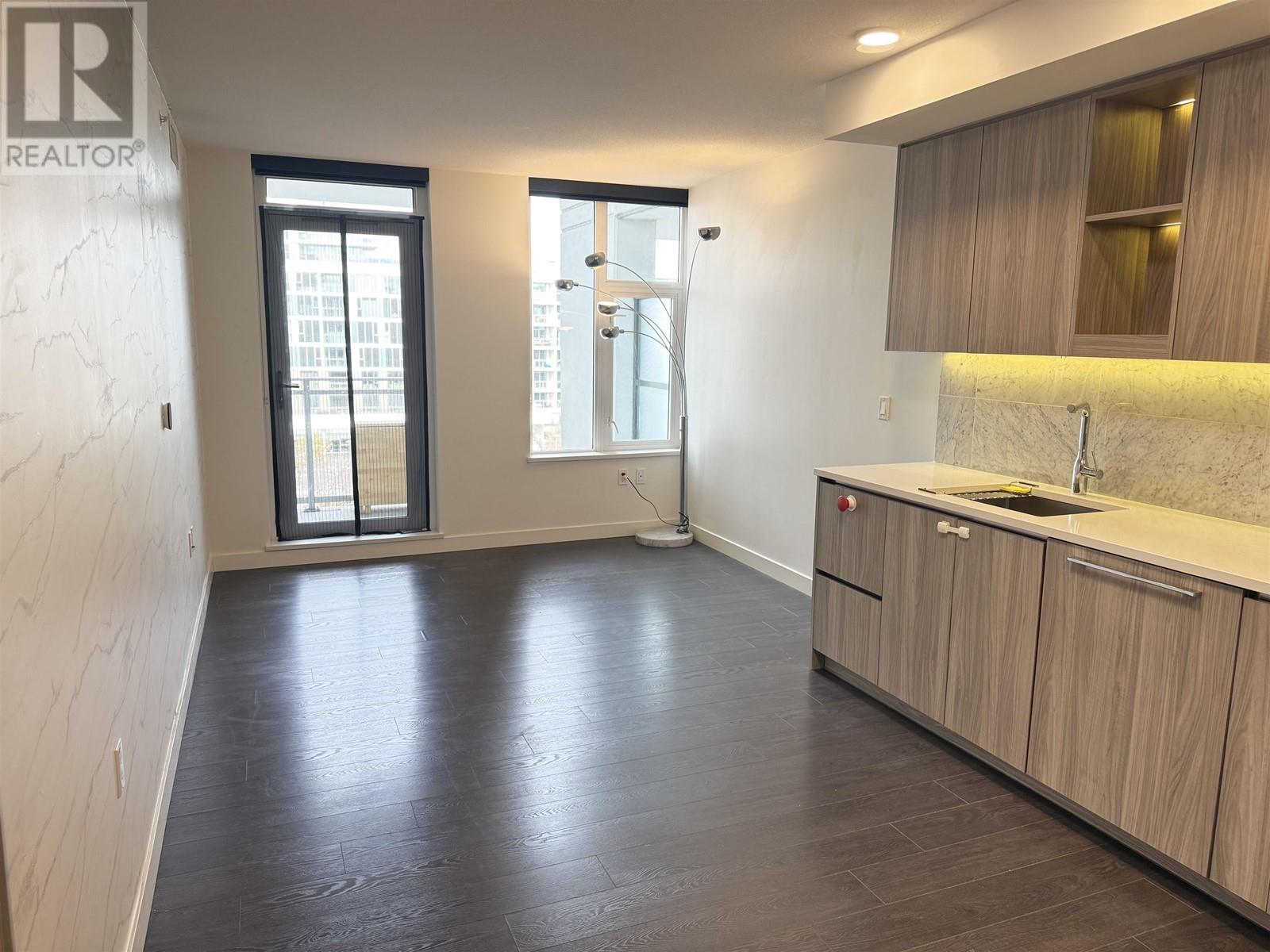 Listing Picture 5 of 26 : 901 3300 KETCHESON ROAD, Richmond / 烈治文 - 魯藝地產 Yvonne Lu Group - MLS Medallion Club Member