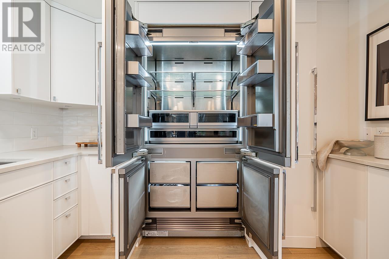 Listing Picture 12 of 40 : 4275 NAUTILUS CLOSE, Vancouver / 溫哥華 - 魯藝地產 Yvonne Lu Group - MLS Medallion Club Member