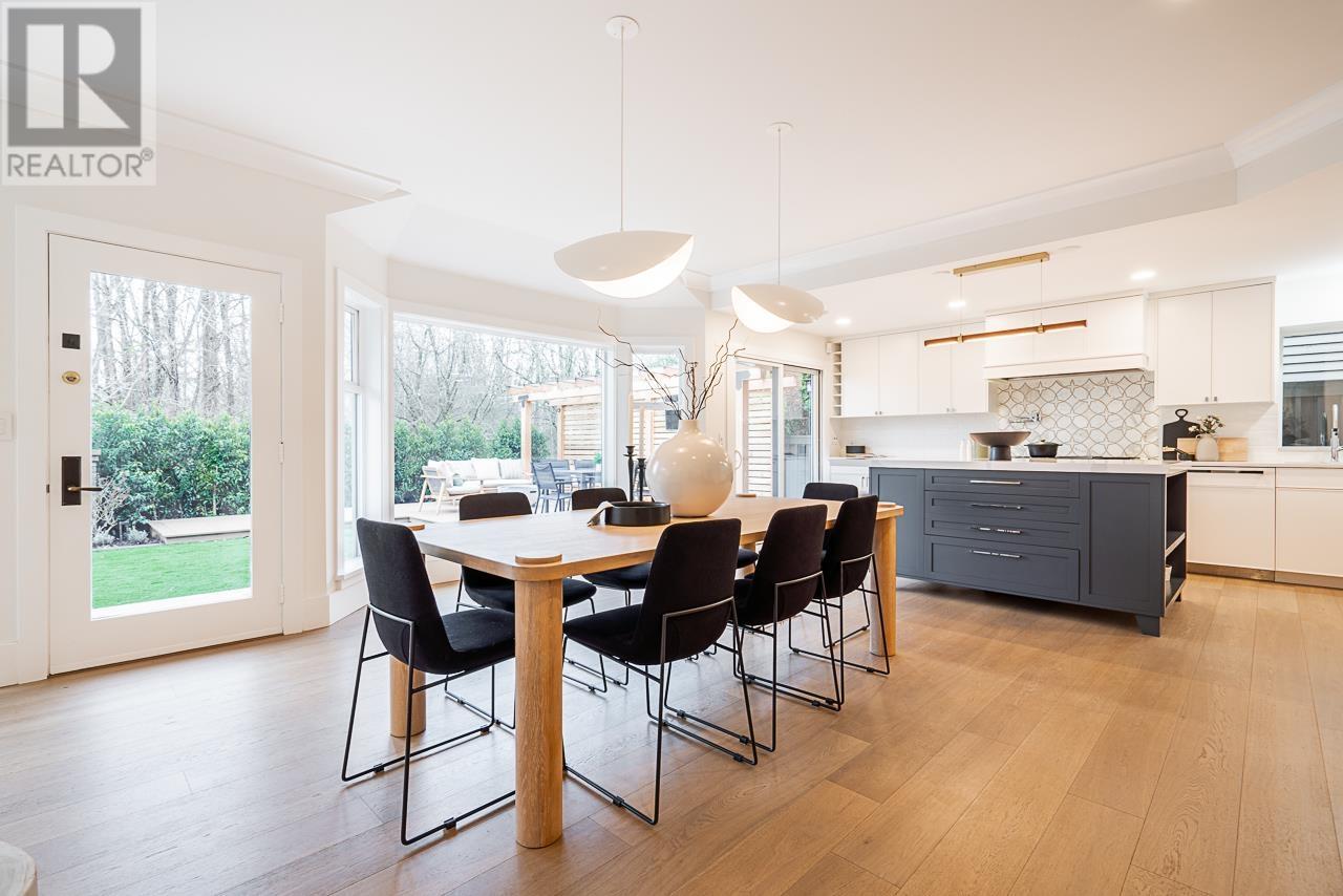 Listing Picture 8 of 40 : 4275 NAUTILUS CLOSE, Vancouver / 溫哥華 - 魯藝地產 Yvonne Lu Group - MLS Medallion Club Member