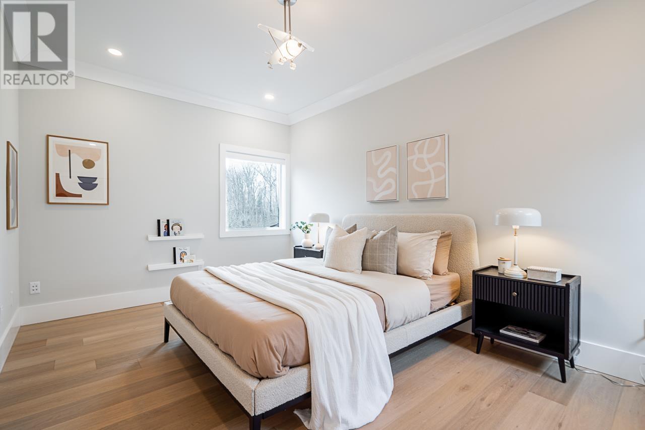 Listing Picture 26 of 40 : 4275 NAUTILUS CLOSE, Vancouver / 溫哥華 - 魯藝地產 Yvonne Lu Group - MLS Medallion Club Member