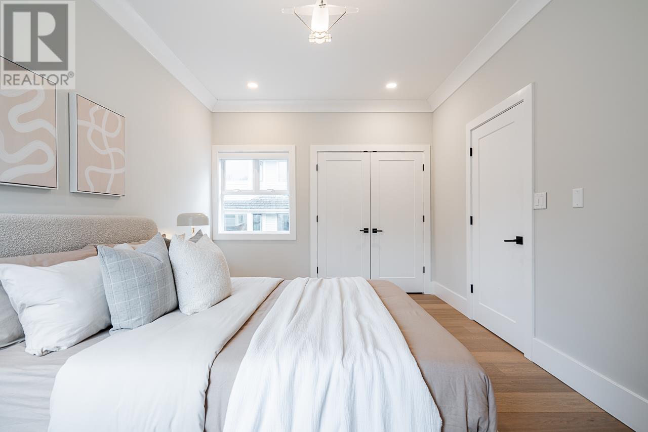 Listing Picture 27 of 40 : 4275 NAUTILUS CLOSE, Vancouver / 溫哥華 - 魯藝地產 Yvonne Lu Group - MLS Medallion Club Member