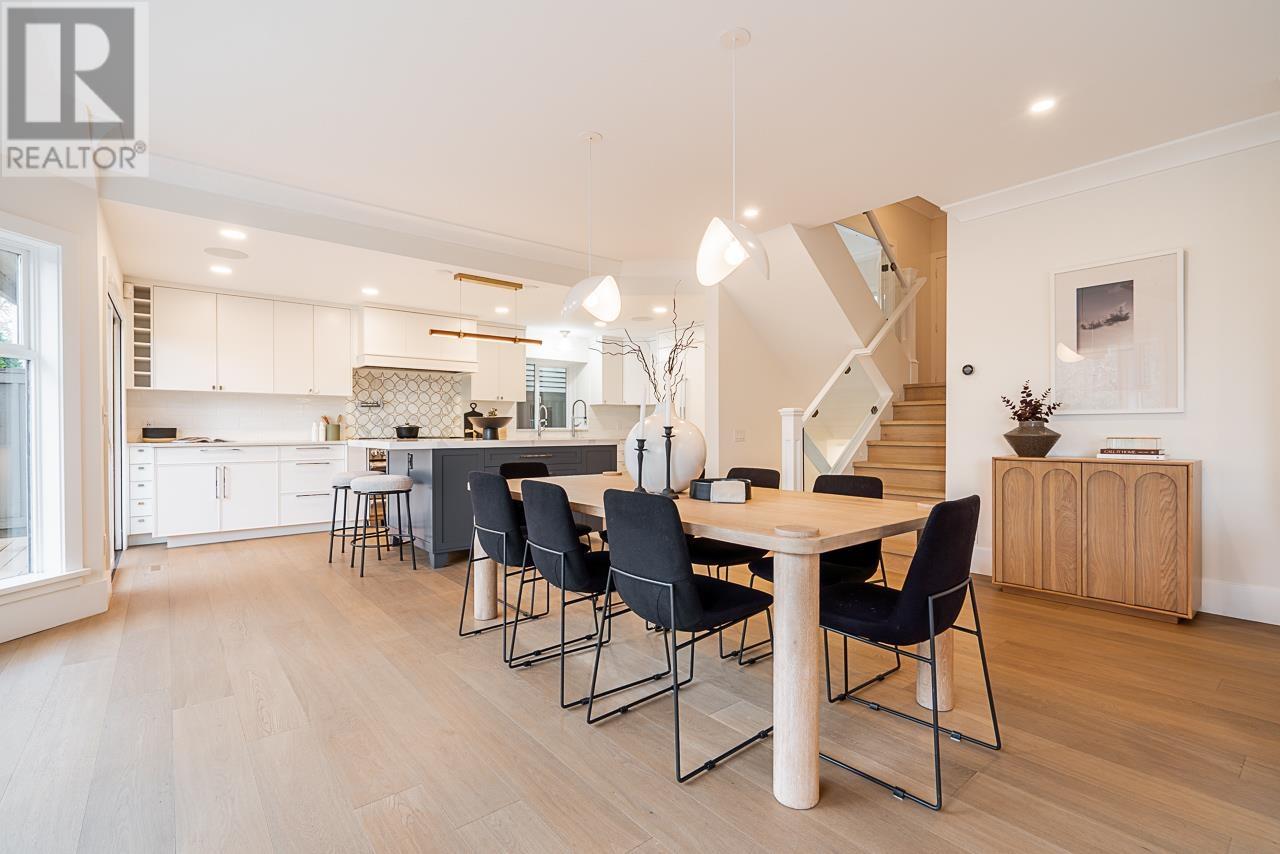 Listing Picture 7 of 40 : 4275 NAUTILUS CLOSE, Vancouver / 溫哥華 - 魯藝地產 Yvonne Lu Group - MLS Medallion Club Member