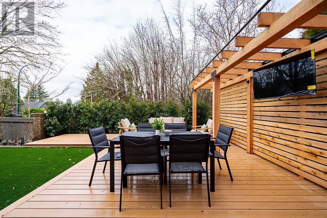 Listing Picture 34 of 40 : 4275 NAUTILUS CLOSE, Vancouver / 溫哥華 - 魯藝地產 Yvonne Lu Group - MLS Medallion Club Member