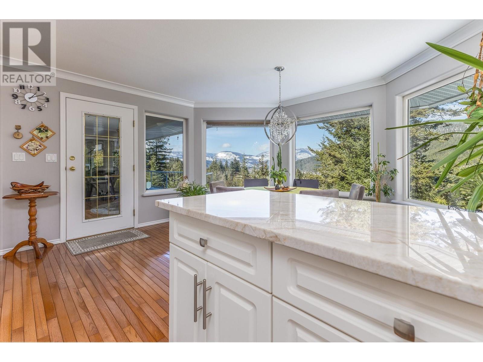 2721 Birchdale Place, Blind Bay, British Columbia  V0E 1H1 - Photo 15 - 10335921
