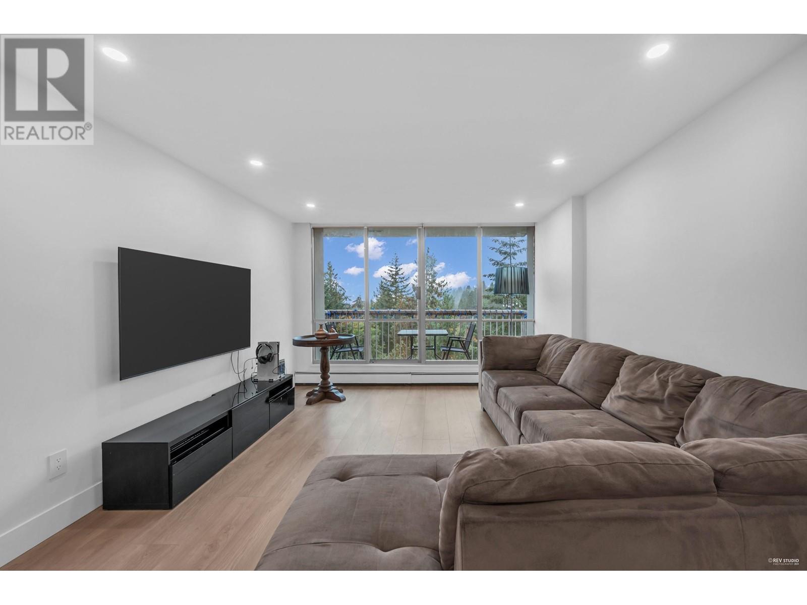 1502 2016 Fullerton Avenue, North Vancouver, British Columbia  V7P 3E6 - Photo 13 - R2972132