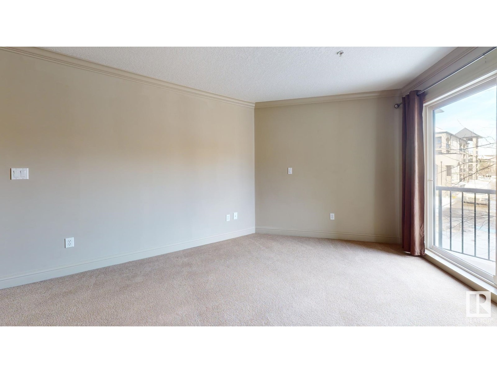 Property at #226 13111 140 AV NW image 3