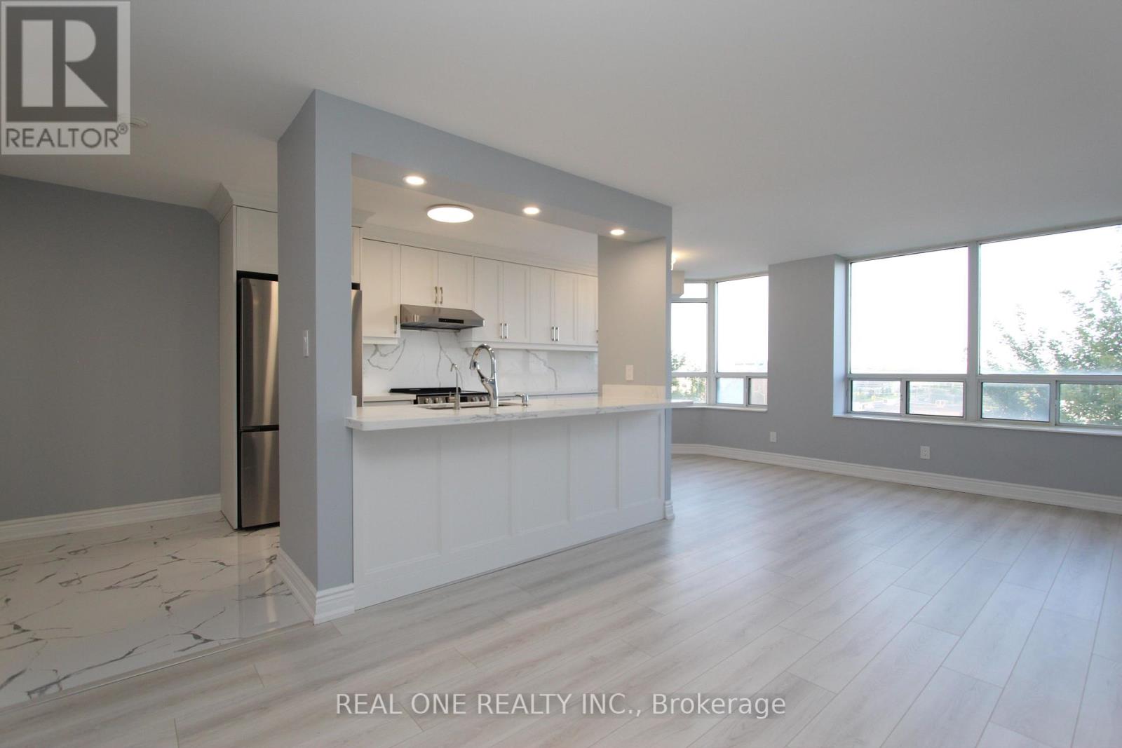Property at 719 - 1883 MCNICOLL AVENUE image 3