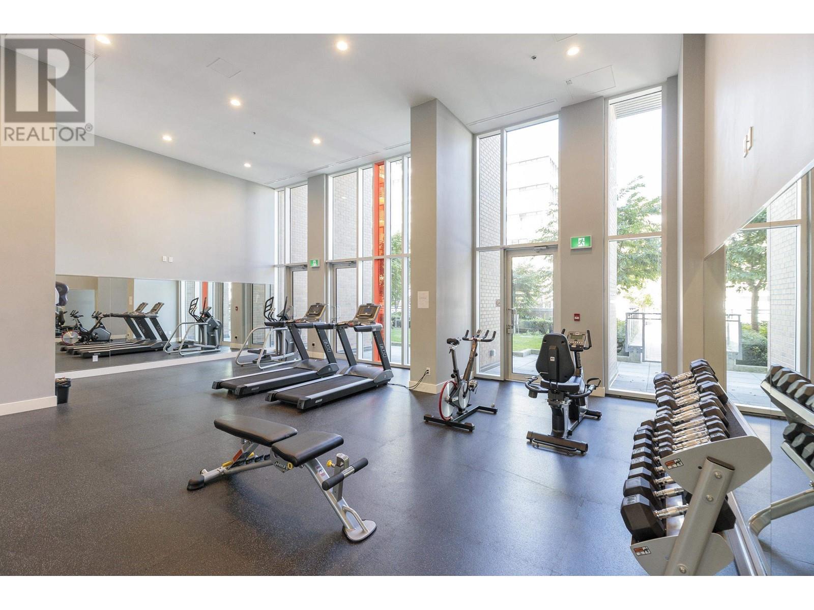 Listing Picture 4 of 28 : 510 2033 W 10TH AVENUE, Vancouver / 溫哥華 - 魯藝地產 Yvonne Lu Group - MLS Medallion Club Member