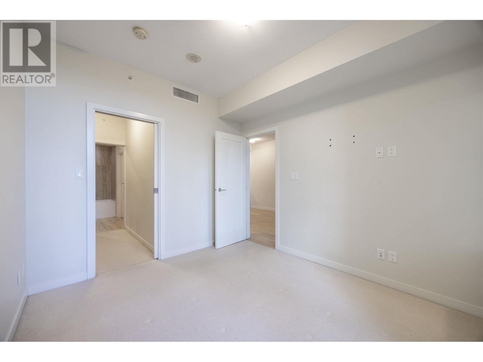 Listing Picture 24 of 28 : 510 2033 W 10TH AVENUE, Vancouver / 溫哥華 - 魯藝地產 Yvonne Lu Group - MLS Medallion Club Member