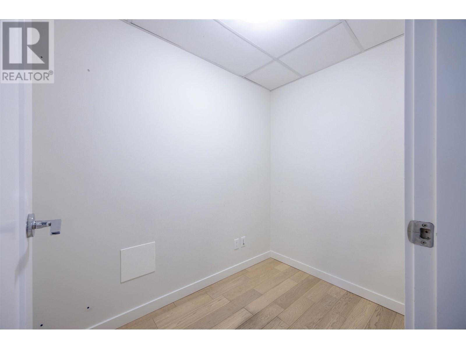 Listing Picture 27 of 28 : 510 2033 W 10TH AVENUE, Vancouver / 溫哥華 - 魯藝地產 Yvonne Lu Group - MLS Medallion Club Member