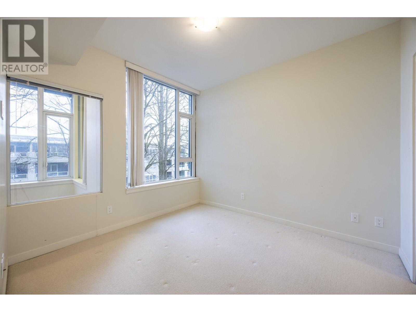 Listing Picture 26 of 28 : 510 2033 W 10TH AVENUE, Vancouver / 溫哥華 - 魯藝地產 Yvonne Lu Group - MLS Medallion Club Member