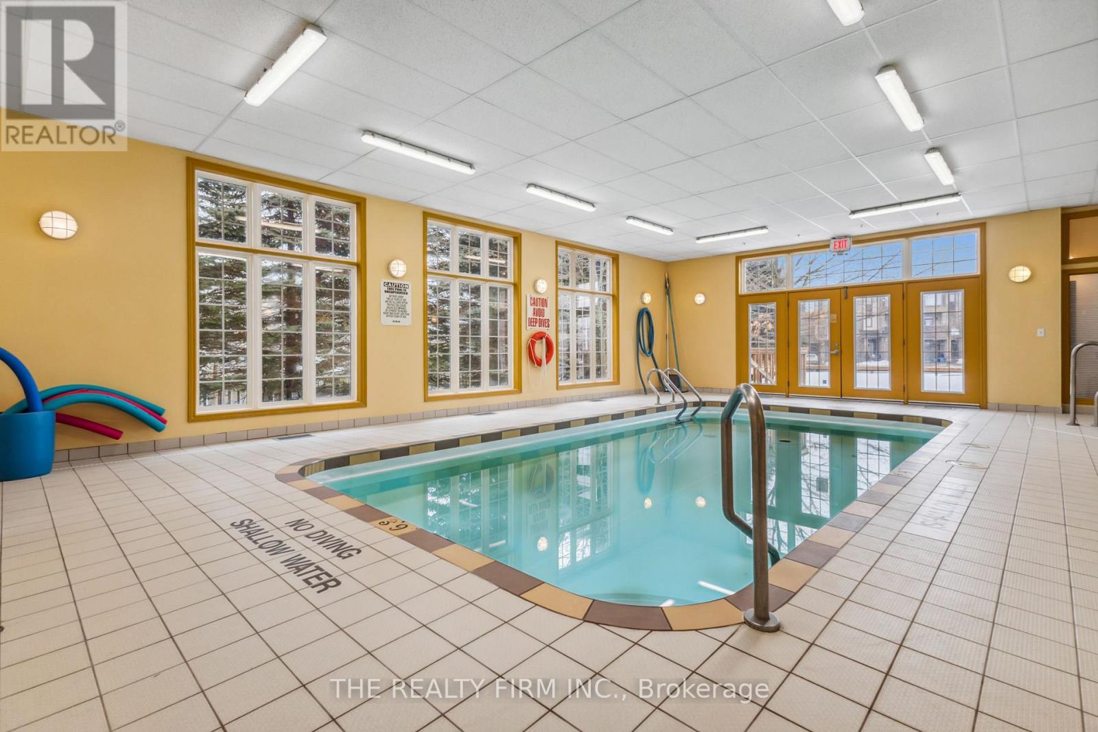 Photo 46 of 50 for 221 - 2025 Meadowgate Boulevard