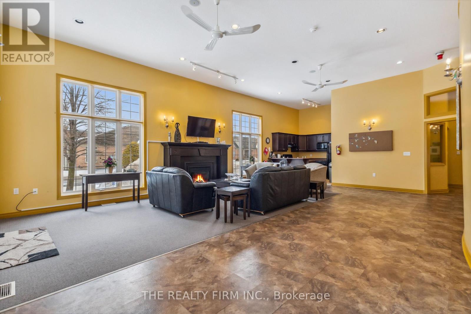 Photo 47 of 50 for 221 - 2025 Meadowgate Boulevard