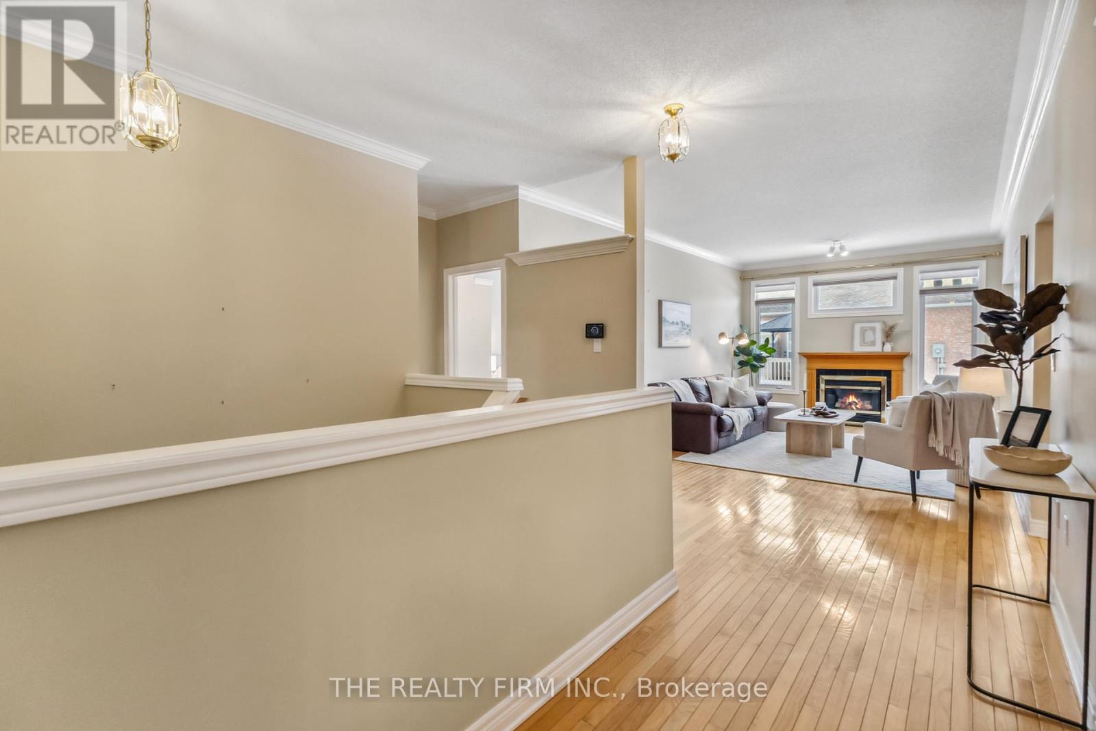 Photo 5 of 50 for 221 - 2025 Meadowgate Boulevard