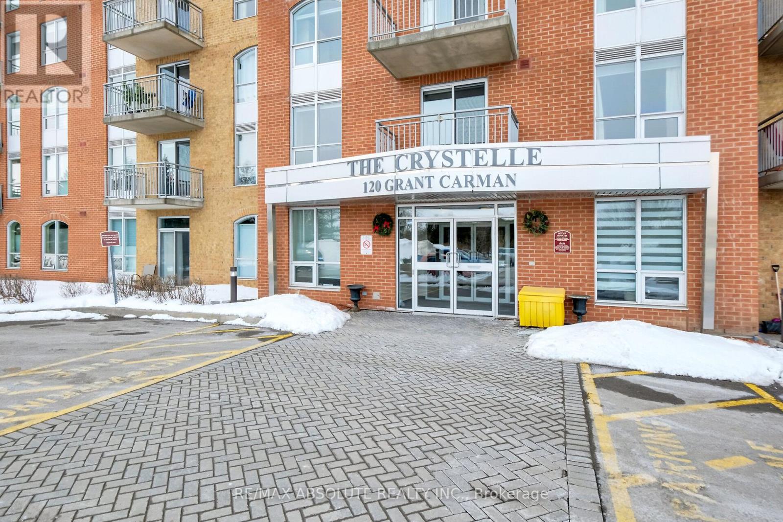 Property at 511 - 120 GRANT CARMAN DRIVE image 3