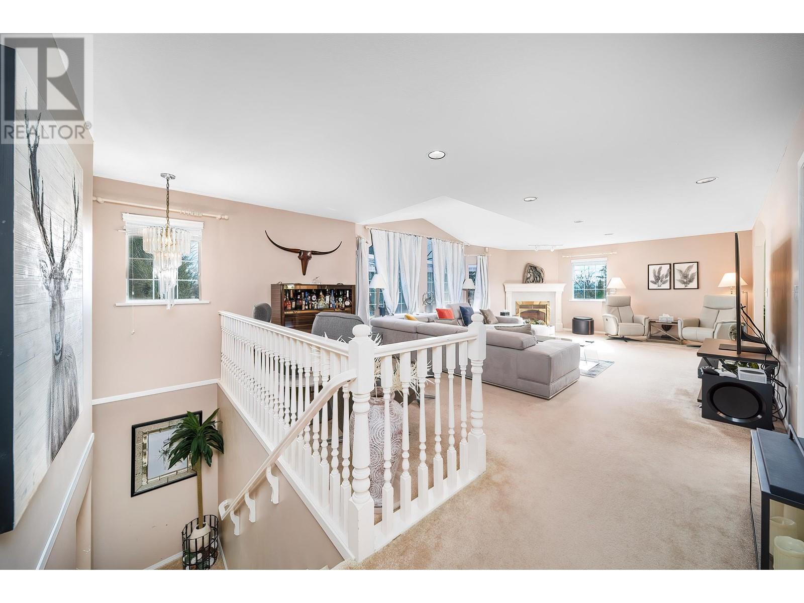 1516 Parkway Boulevard, Coquitlam, British Columbia  V3E 2V7 - Photo 10 - R2970803