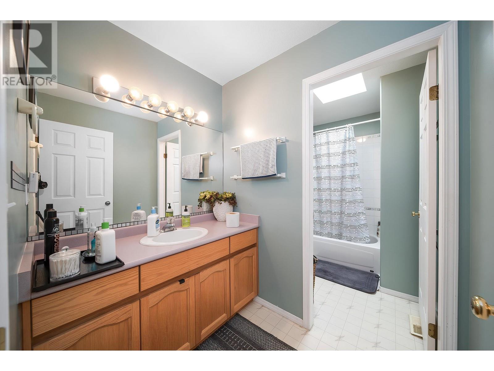 1516 Parkway Boulevard, Coquitlam, British Columbia  V3E 2V7 - Photo 21 - R2970803