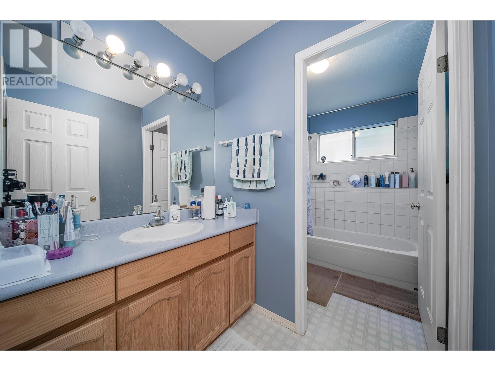 1516 Parkway Boulevard, Coquitlam, British Columbia  V3E 2V7 - Photo 24 - R2970803