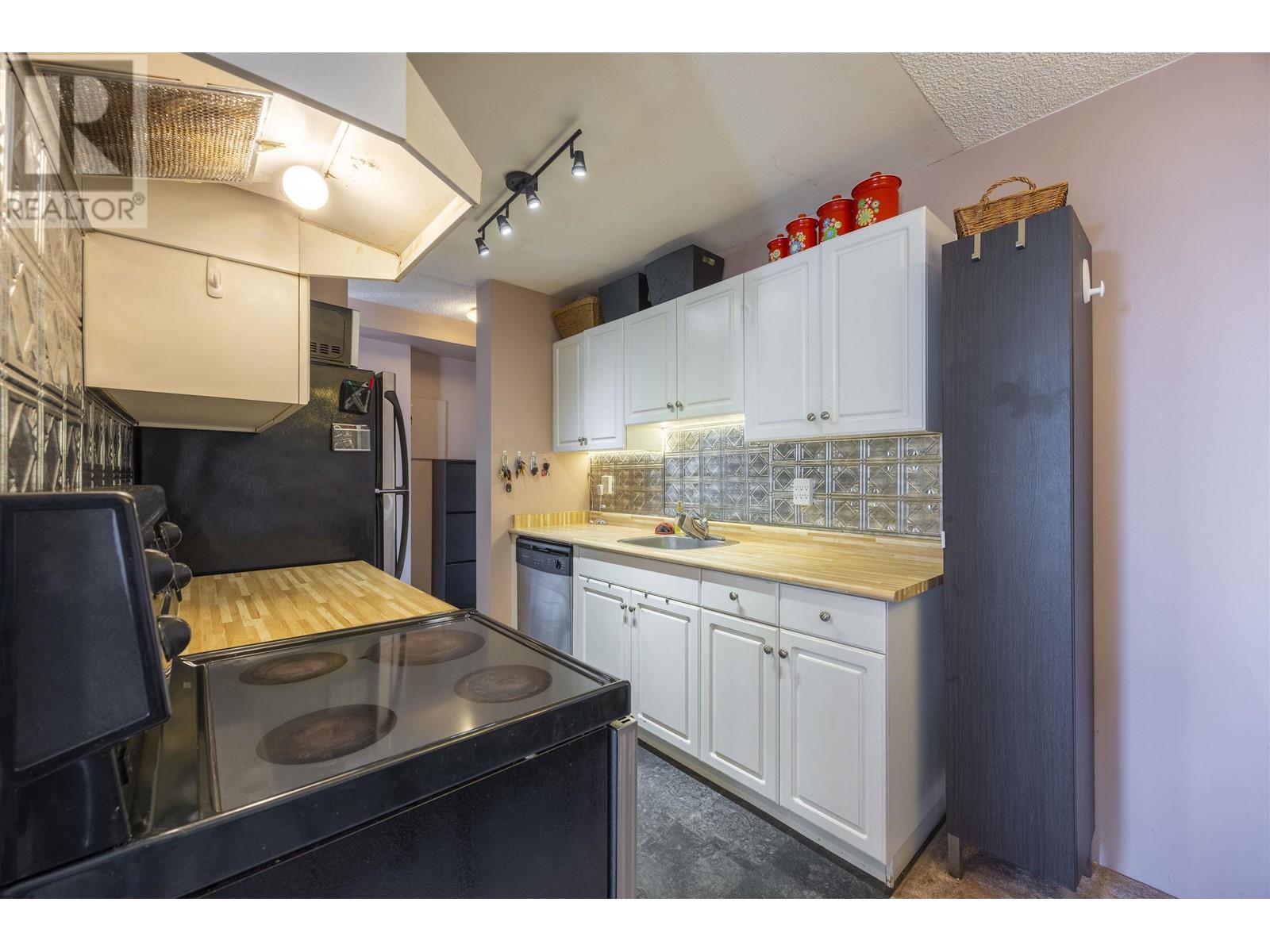 Property at 1404 6759 WILLINGDON AVE AVENUE image 5