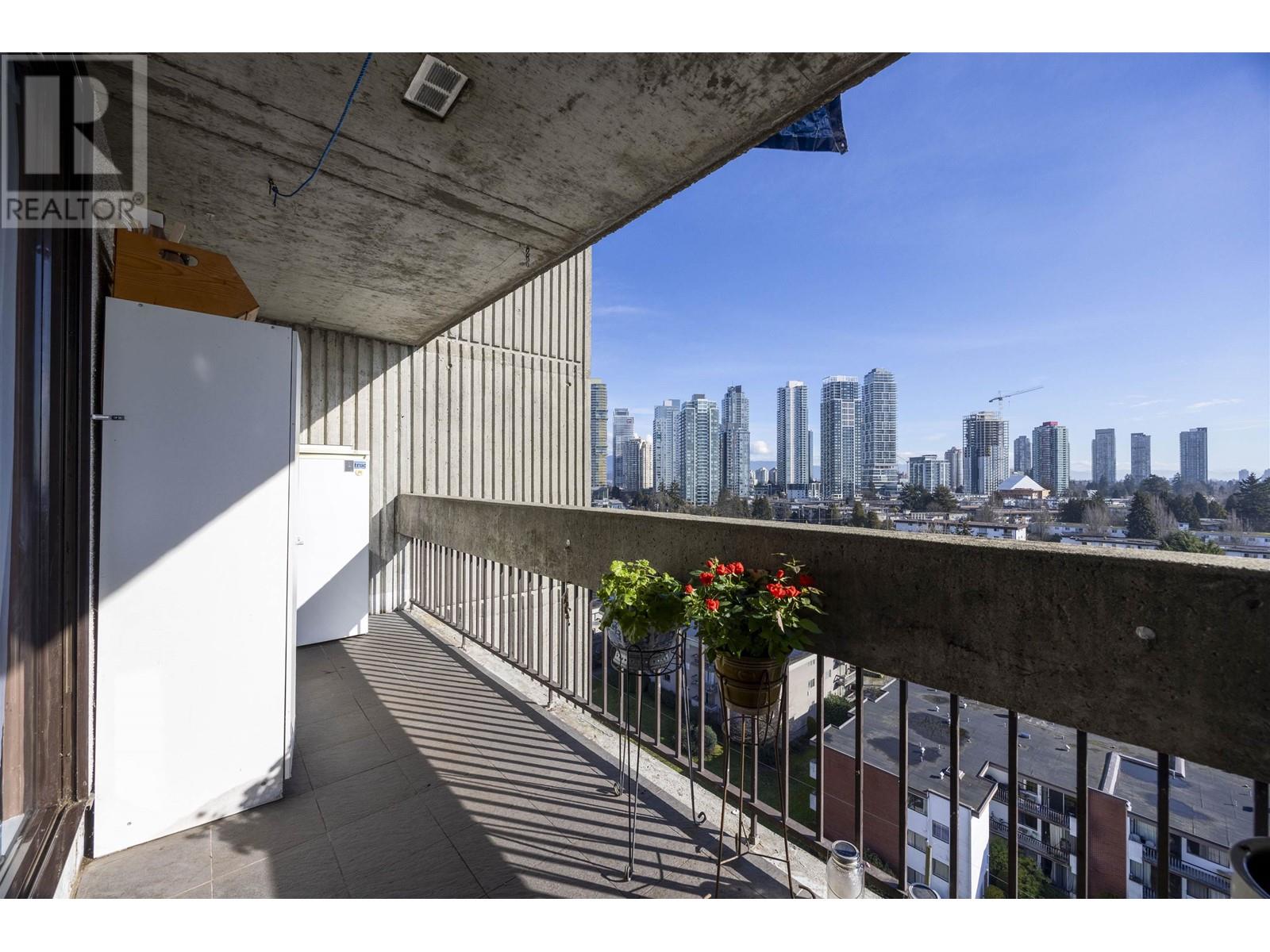 1404 6759 Willingdon Ave Avenue, Burnaby, British Columbia  V5H 3Y9 - Photo 17 - R2969905