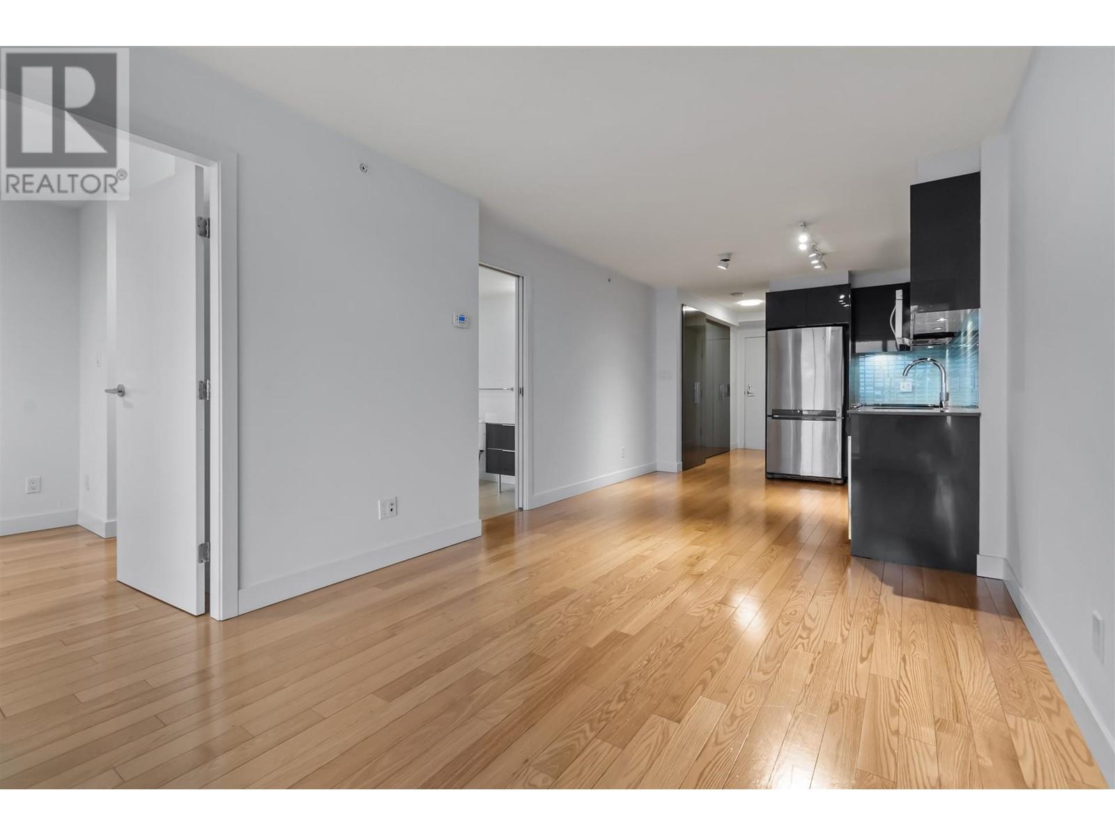 Listing Picture 9 of 29 : 2305 1325 ROLSTON STREET, Vancouver / 溫哥華 - 魯藝地產 Yvonne Lu Group - MLS Medallion Club Member