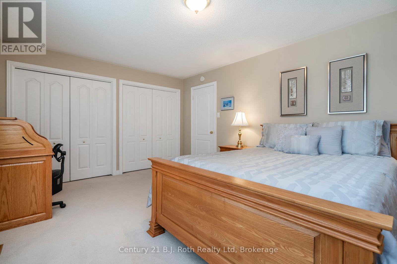 2 Charles Street, Penetanguishene, Ontario  L9M 2G6 - Photo 15 - S11996210