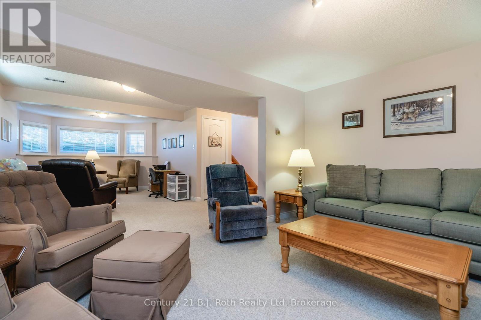 2 Charles Street, Penetanguishene, Ontario  L9M 2G6 - Photo 24 - S11996210