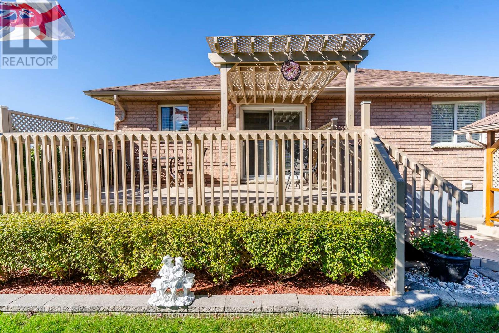 2 Charles Street, Penetanguishene, Ontario  L9M 2G6 - Photo 39 - S11996210