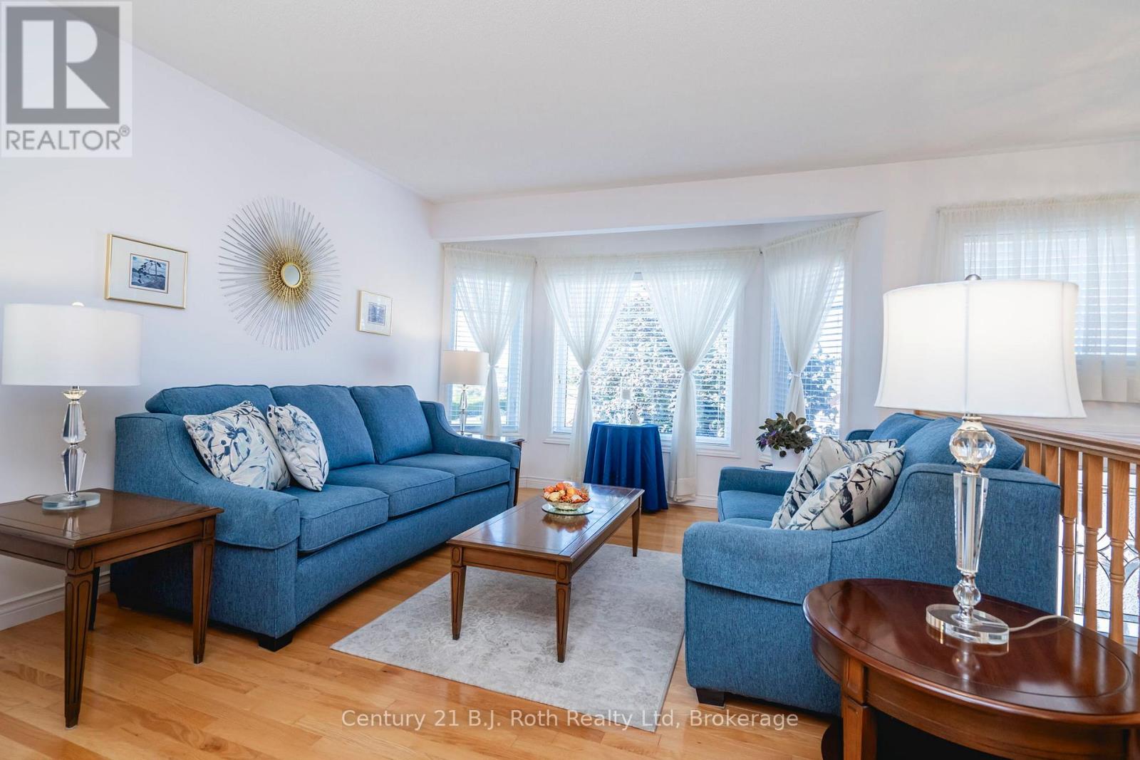 2 Charles Street, Penetanguishene, Ontario  L9M 2G6 - Photo 9 - S11996210