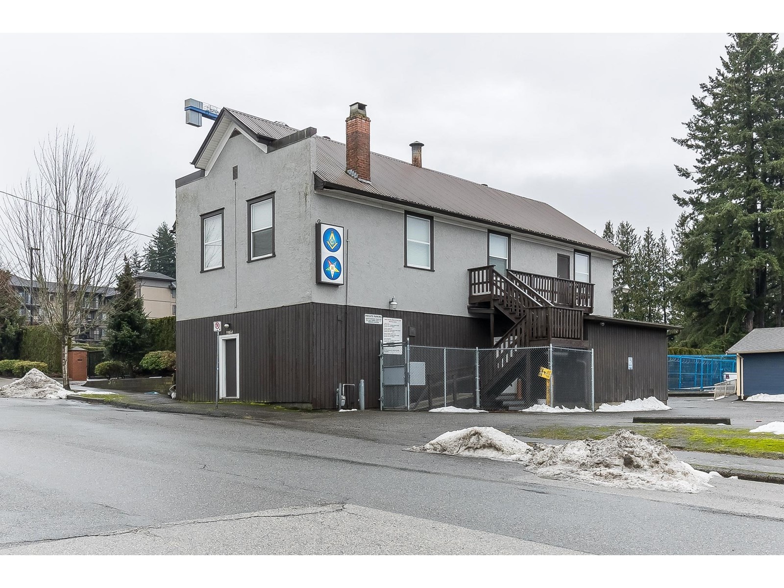 33860 Pine Street, Abbotsford, British Columbia  V2S 2P3 - Photo 1 - C8067101