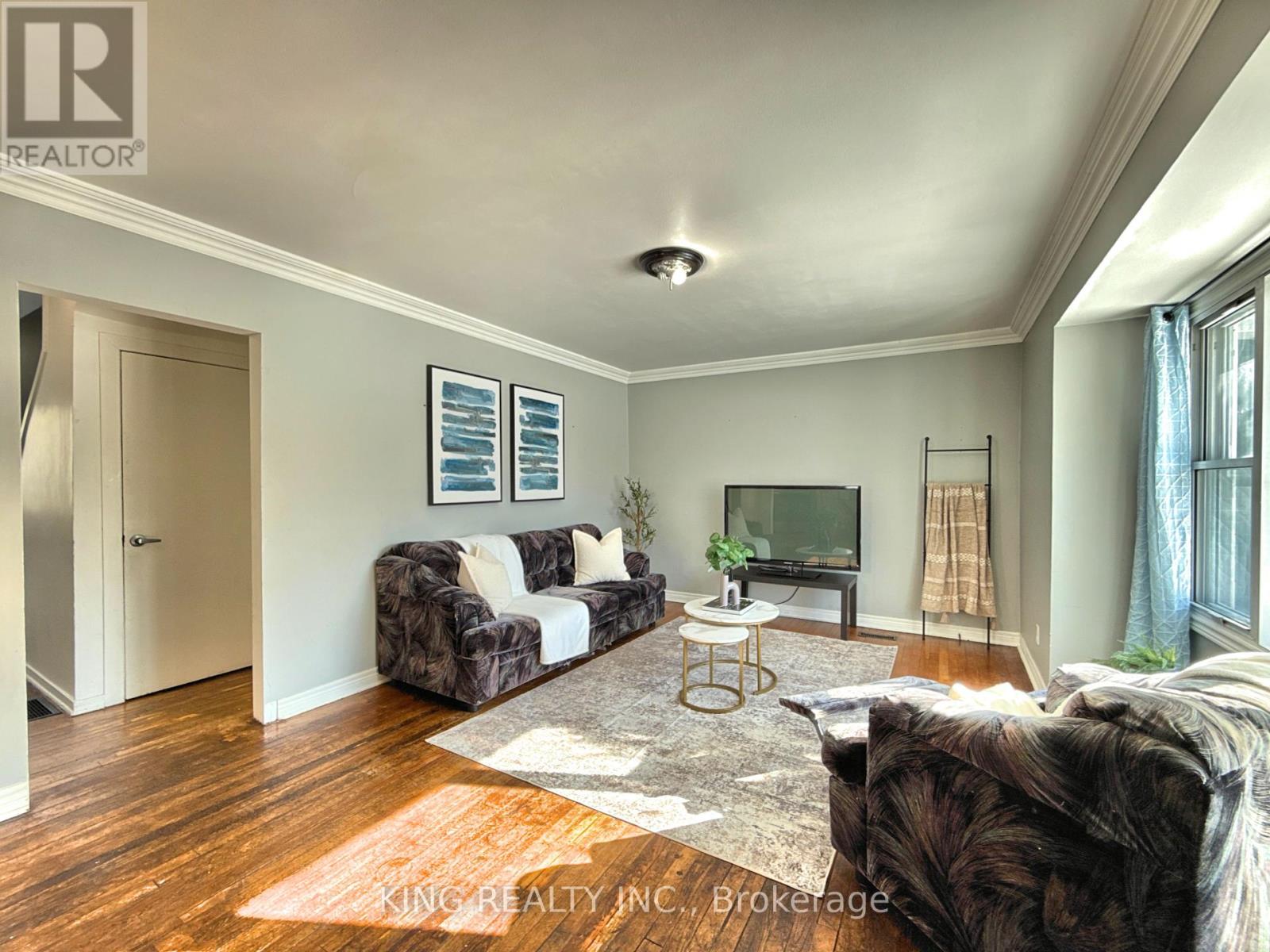 Property at 206 RHINE AVENUE image 4