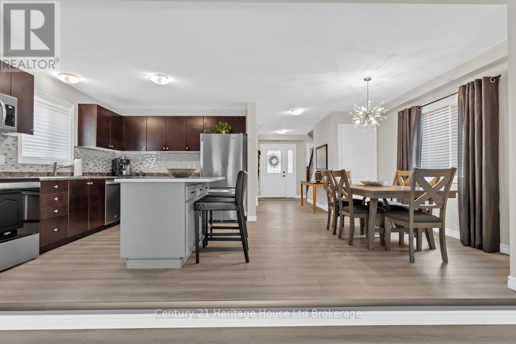 23 Langrell Avenue, Tillsonburg, Ontario  N4G 5X7 - Photo 6 - X11996250