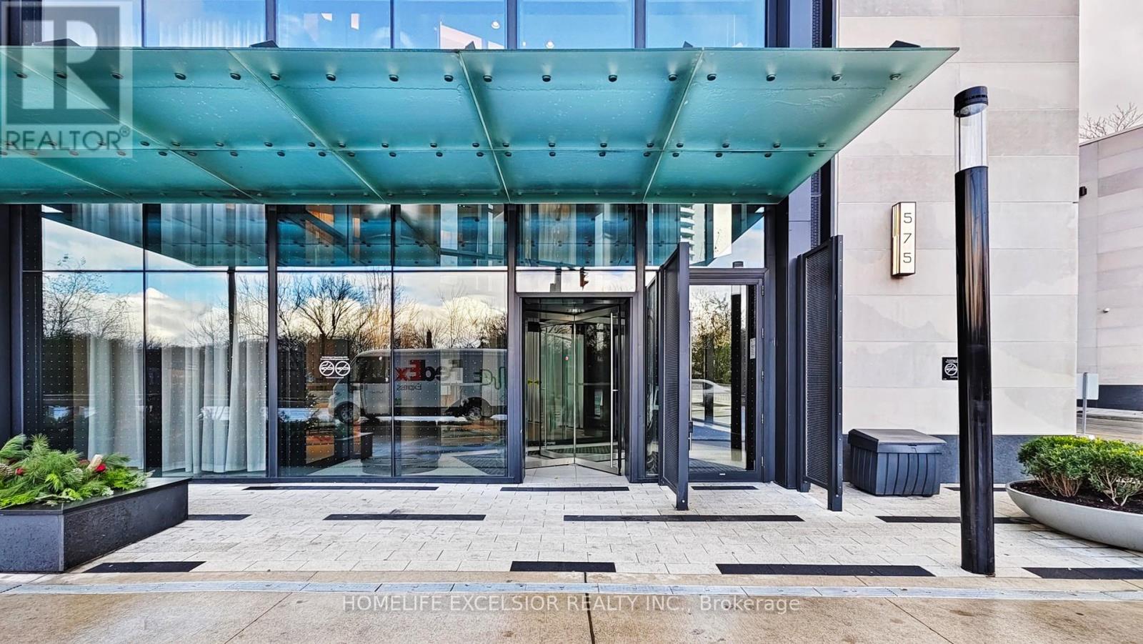 803 - 575 Bloor Street E, Toronto, Ontario  M4W 0B2 - Photo 2 - C11996201