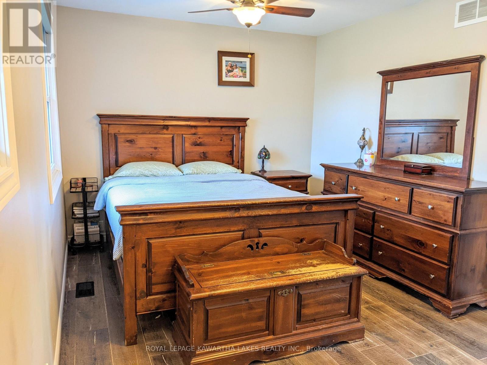21 PLEASURE STREET Kawartha Lakes (Fenelon)