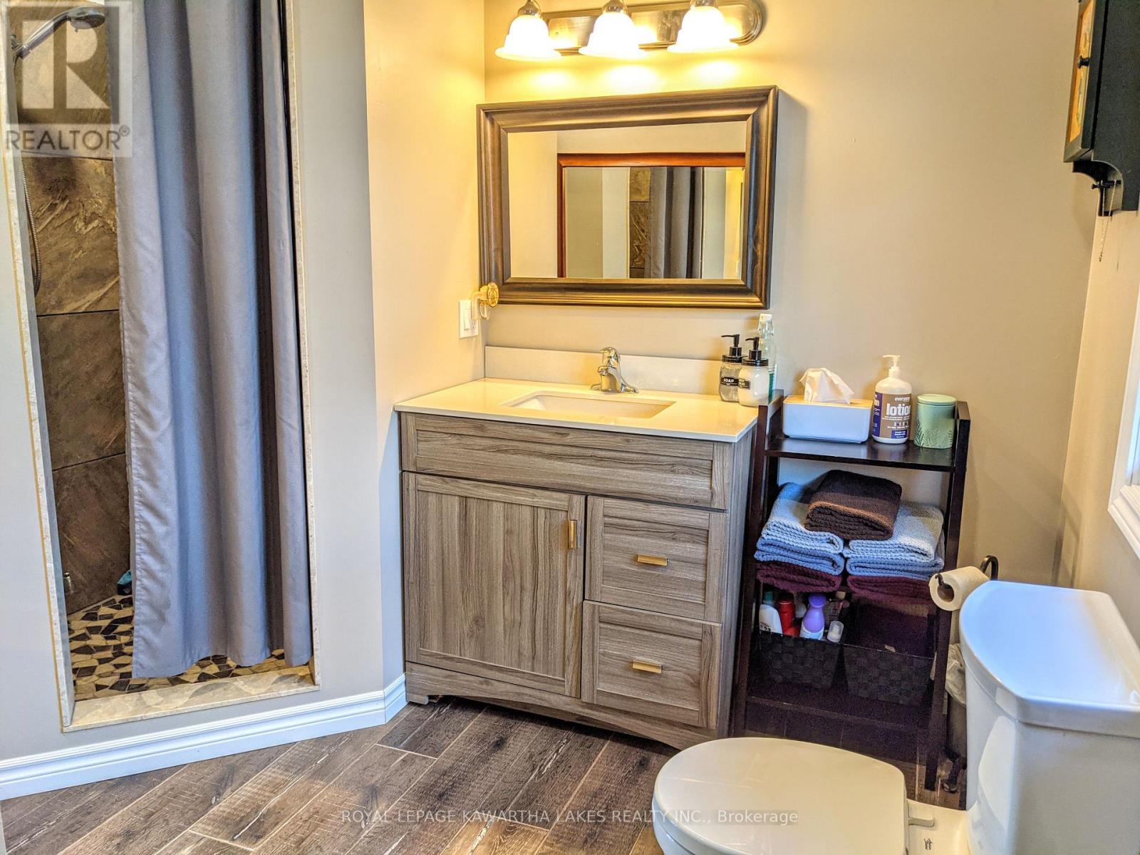 21 PLEASURE STREET Kawartha Lakes (Fenelon)