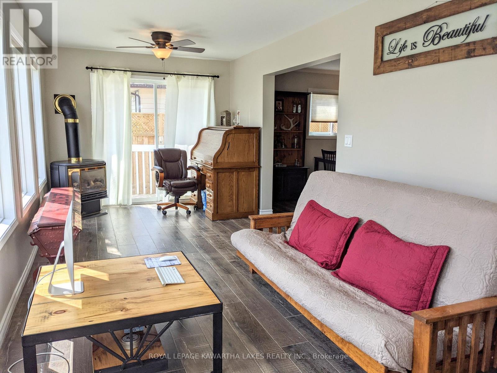 21 PLEASURE STREET Kawartha Lakes (Fenelon)