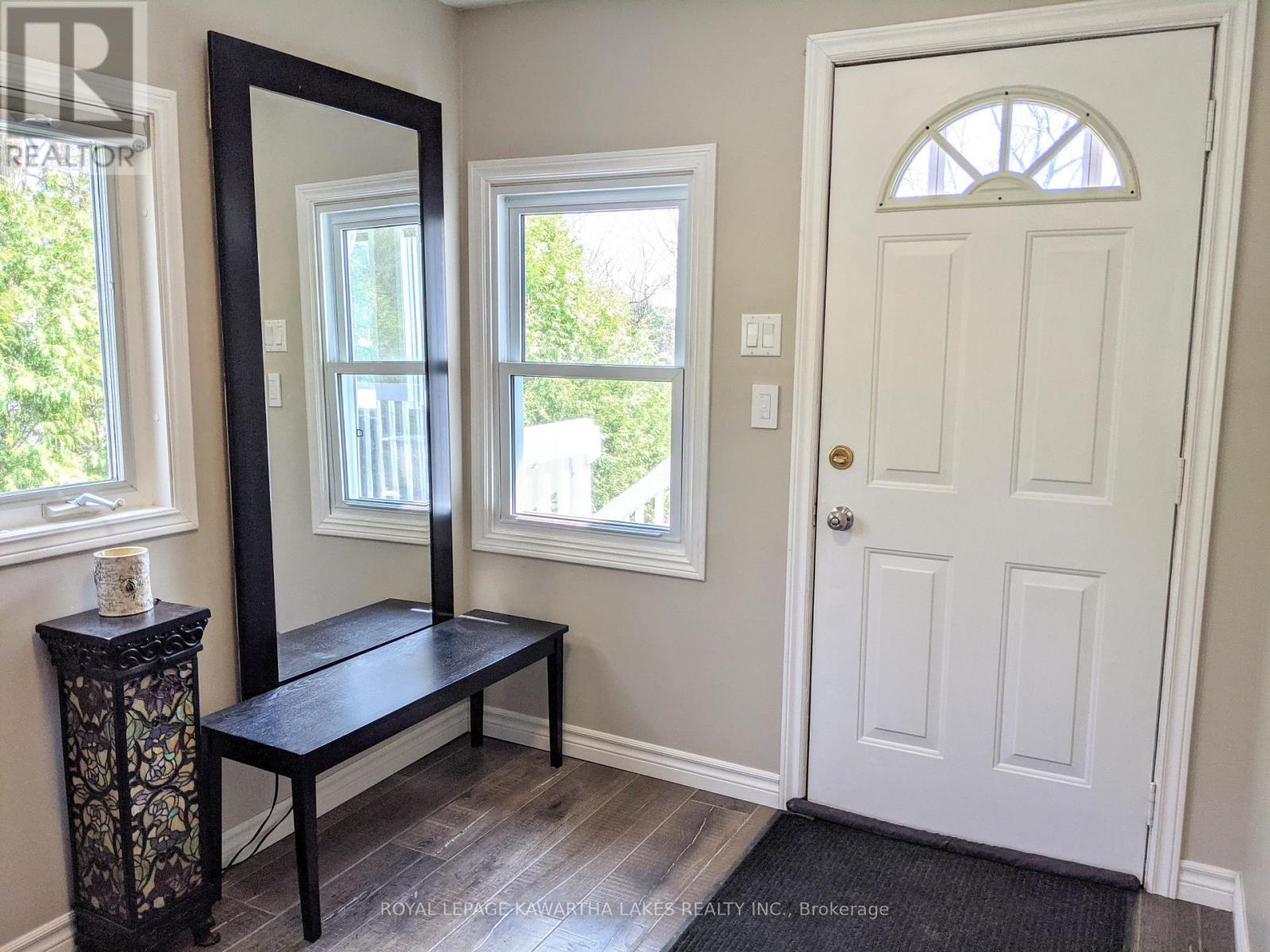 21 PLEASURE STREET Kawartha Lakes (Fenelon)