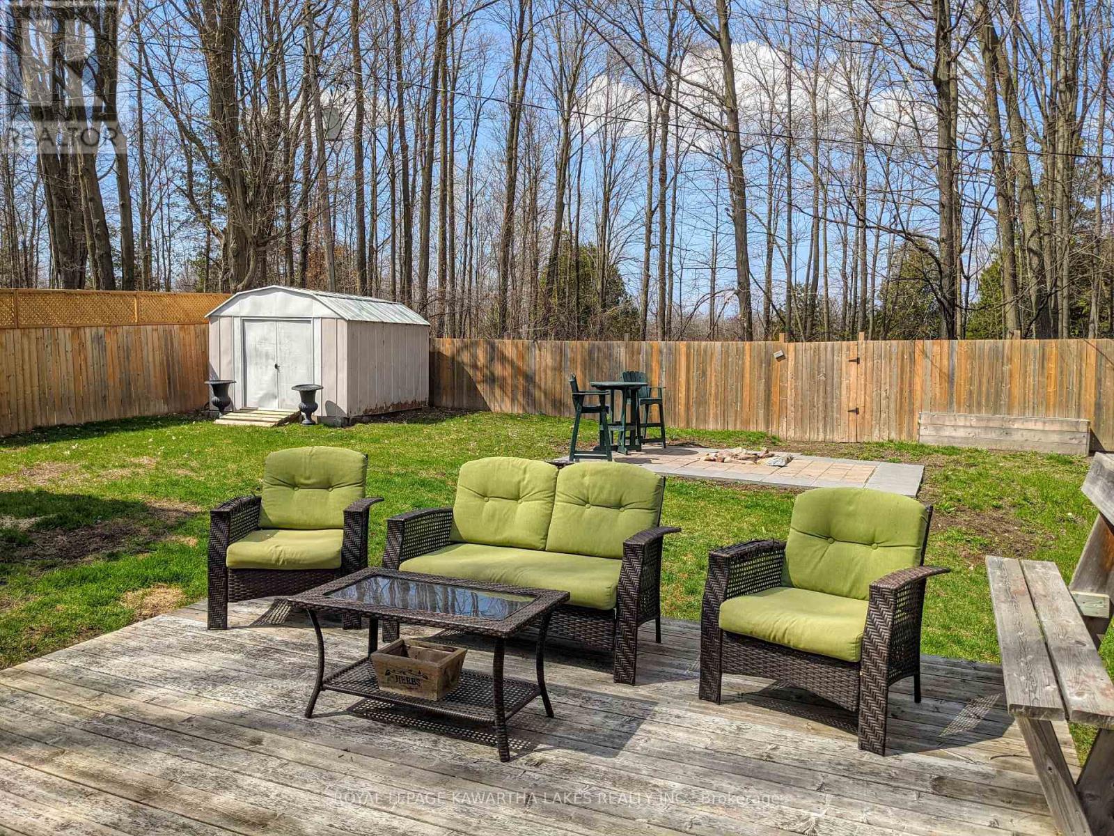 21 PLEASURE STREET Kawartha Lakes (Fenelon)