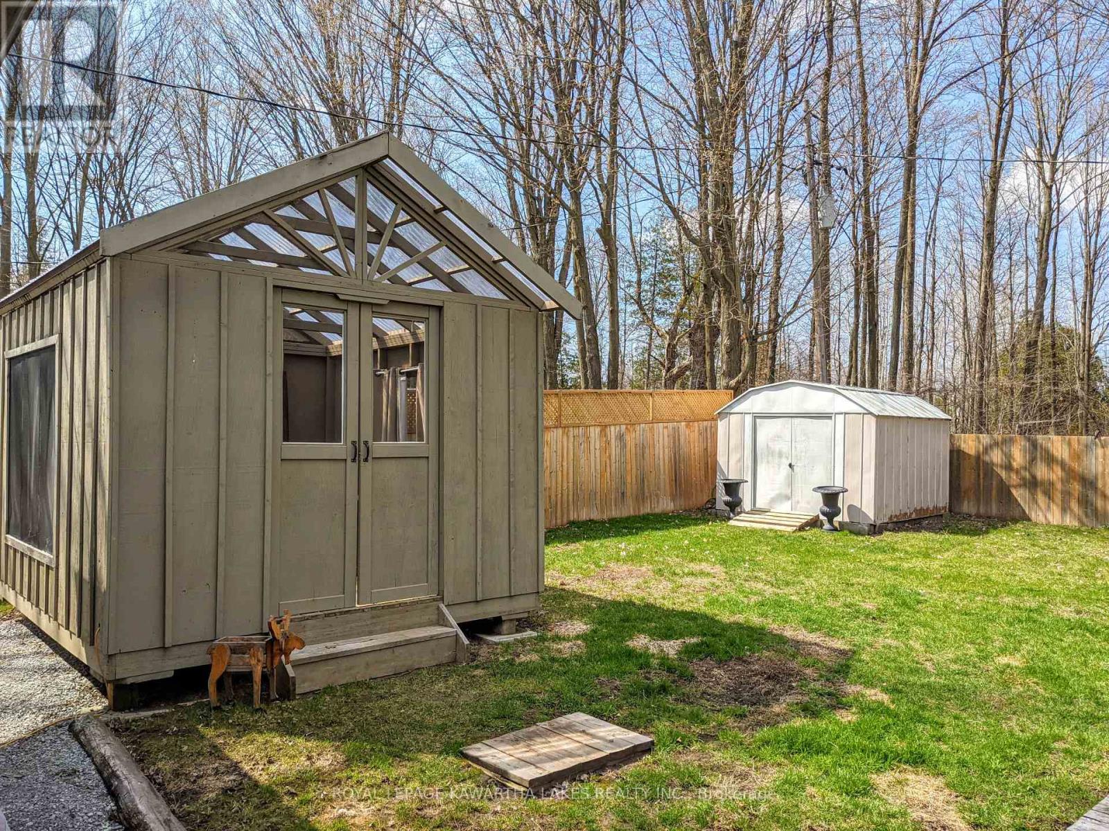 21 PLEASURE STREET Kawartha Lakes (Fenelon)