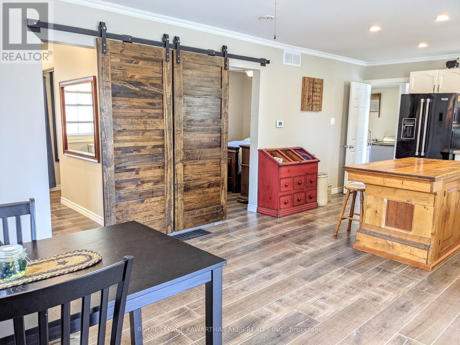 21 PLEASURE STREET Kawartha Lakes (Fenelon)