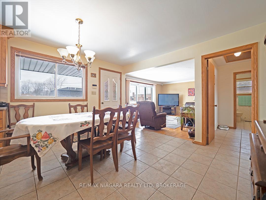 57 Janet Street, Port Colborne (875 - Killaly East), Ontario  L3K 2E8 - Photo 3 - X11996290