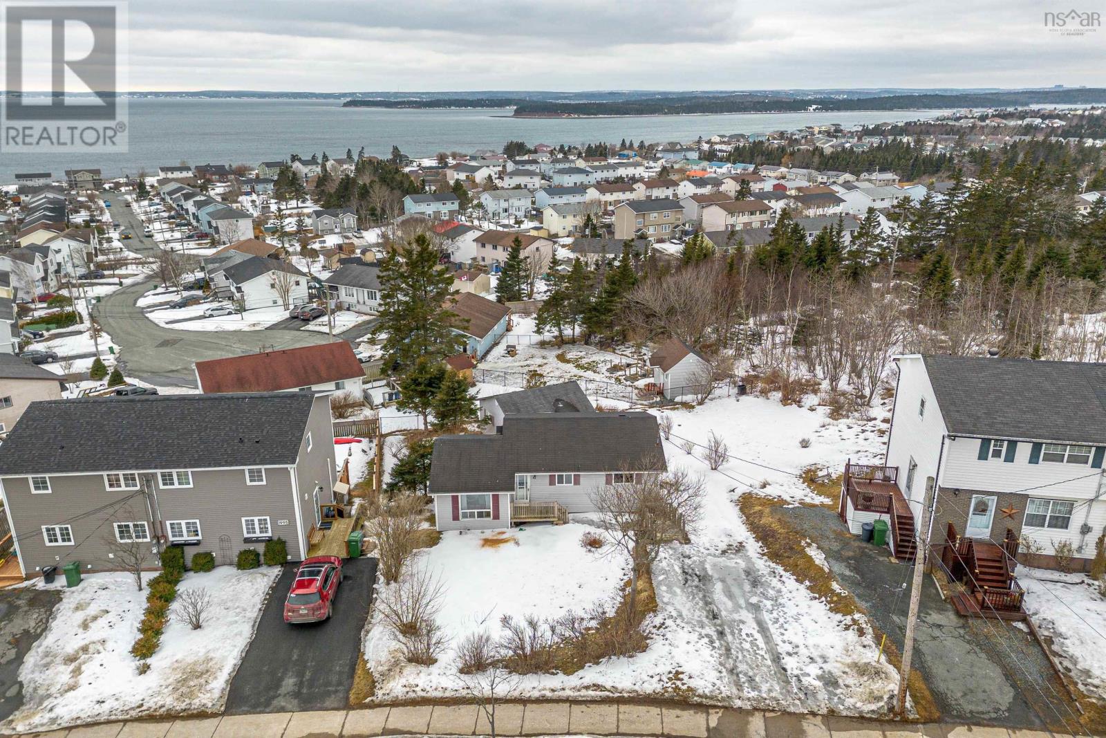 1989 Caldwell Road, Eastern Passage, Nova Scotia  B3G 1H9 - Photo 2 - 202503887