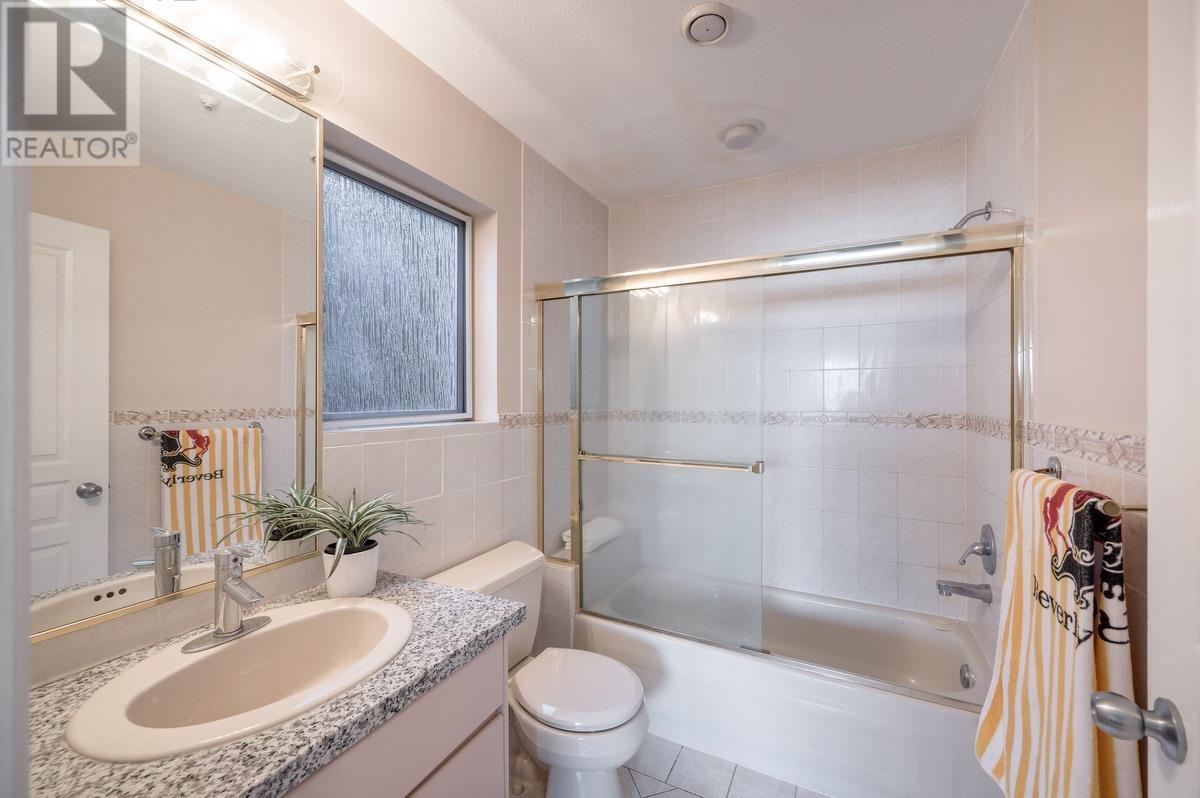 4628 Puget Drive, Vancouver, British Columbia  V6L 2V8 - Photo 25 - R2971813