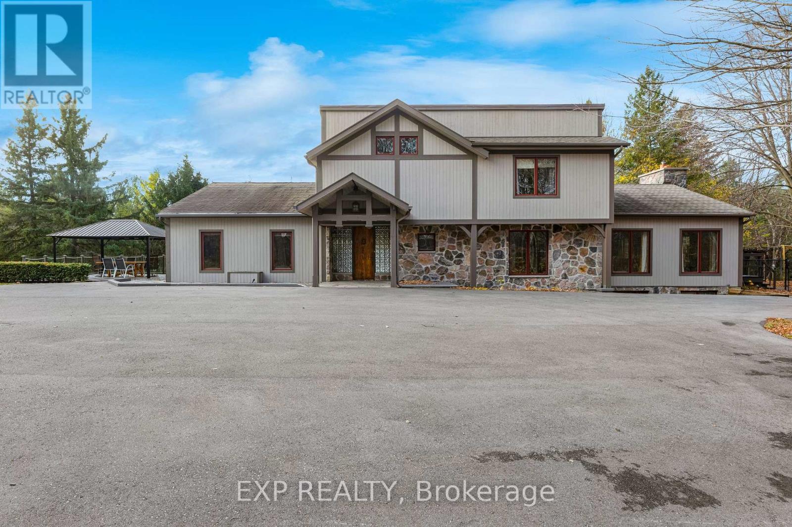 18340 Bathurst Street, King, Ontario  L3Y 4V9 - Photo 4 - N11996407