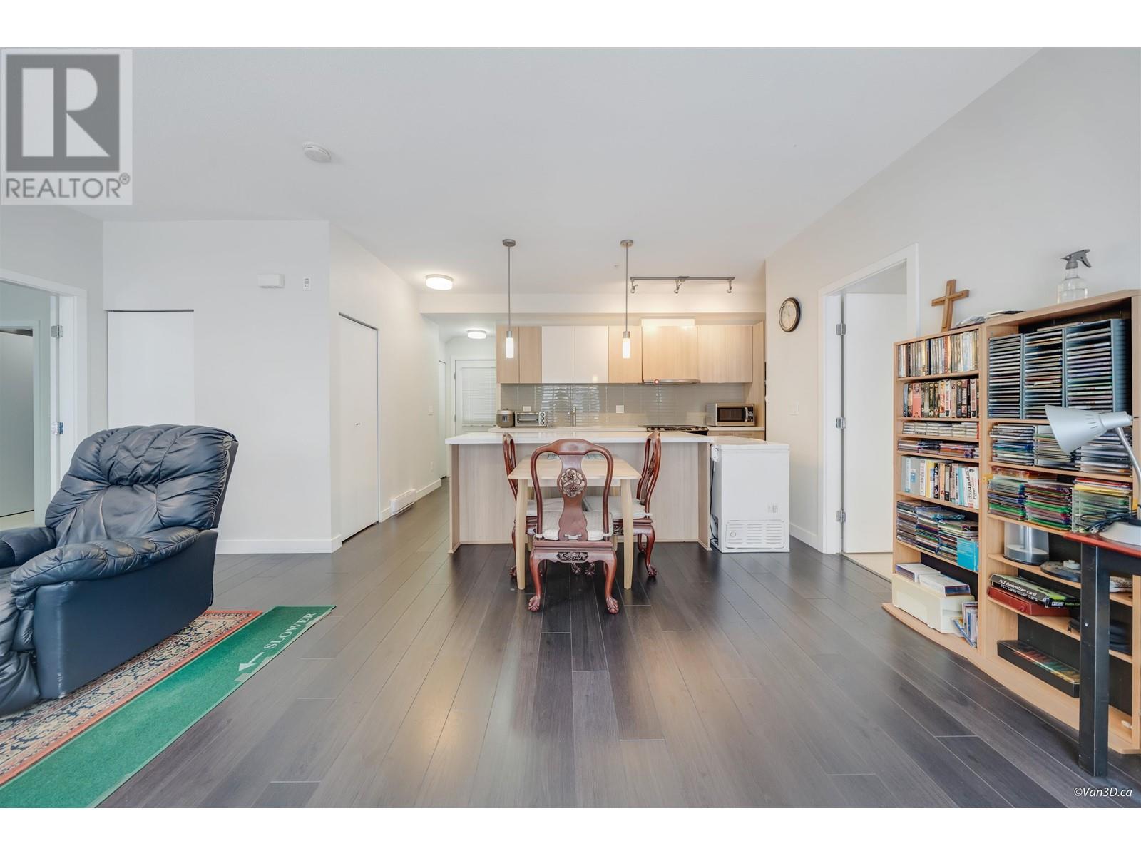 318 618 Langside Avenue, Coquitlam, British Columbia  V3J 0B8 - Photo 7 - R2965046